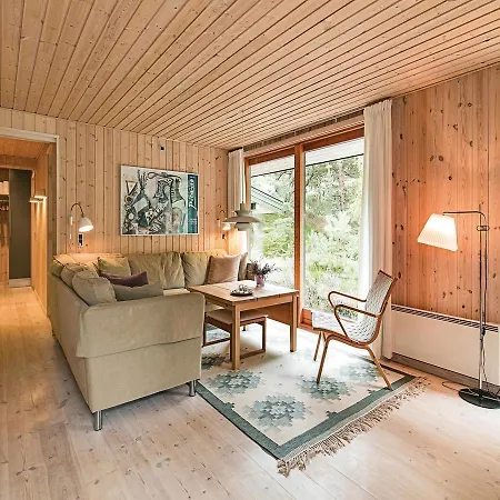 بيت للعطل Three-bedroom Holiday In